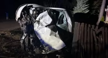 PIJANY WBIŁ SIĘ W KAPLICZKĘ. Groźny wypadek