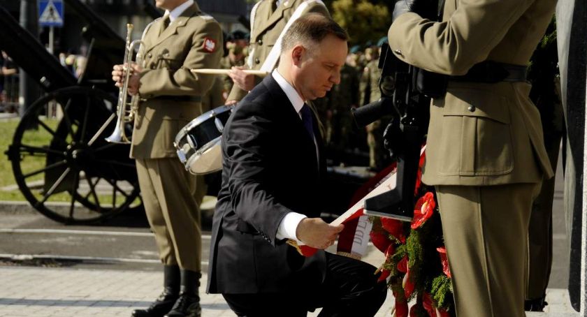 Uroczystość przyjęcia Zwierzchnictwa Prezydenta RP w Warszawie.