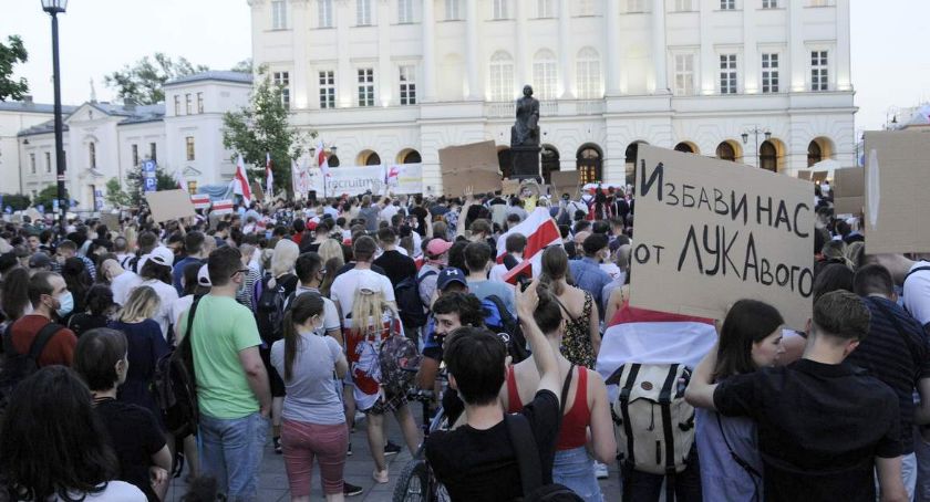 Solidarni z Białorusią - wiec poparcia w Warszawie.
