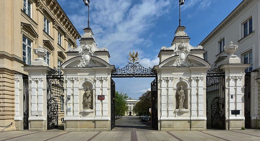 Uniwersytet Warszawski 