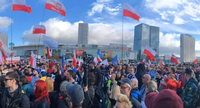 Plac Defilad 24 października