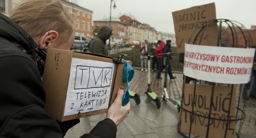 Protest na placu Zamkowym