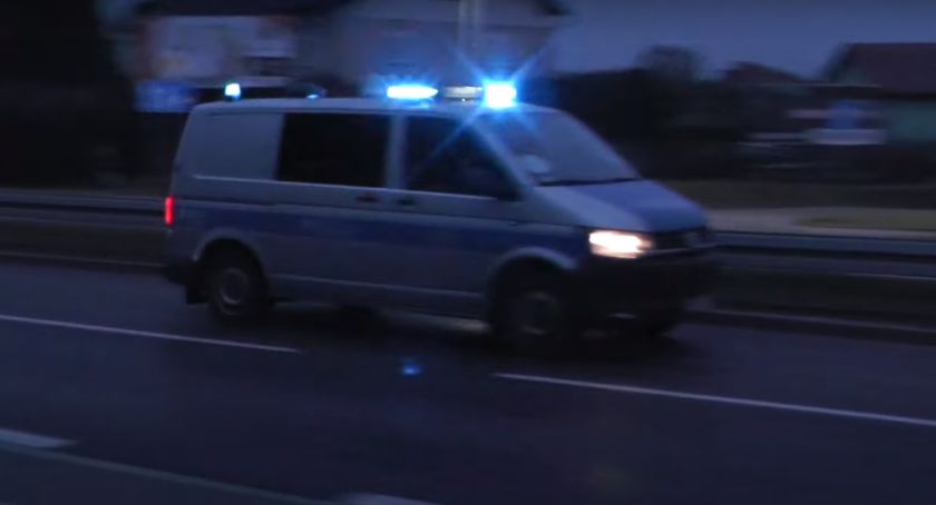 Fałszywe alarmy bombowe paraliżują Warszawę