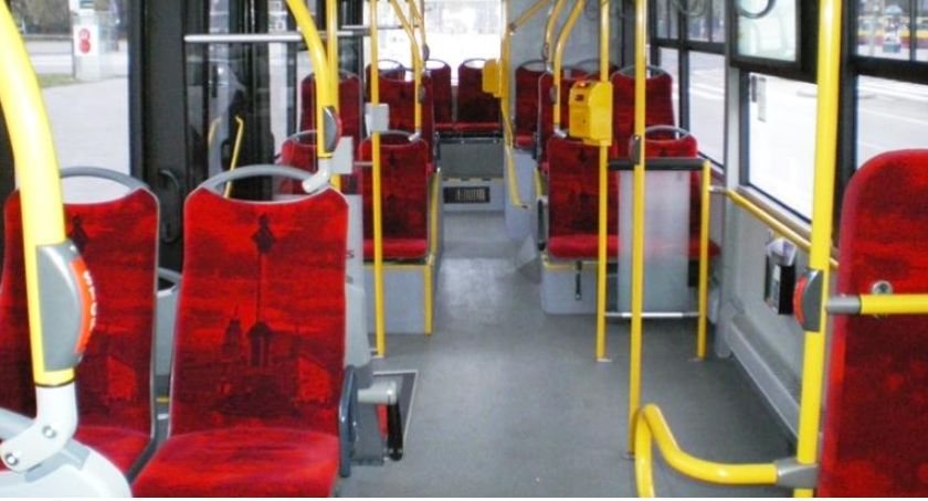 Siedzenia w autobusie