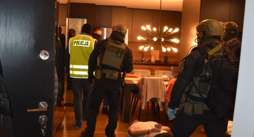 Policja