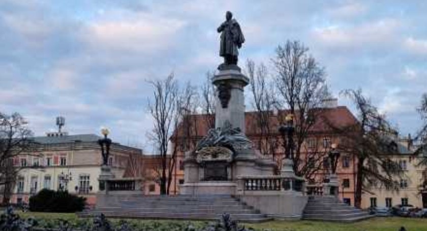 Pomnik