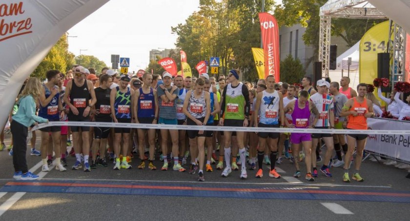 Ubiegłoroczni zawodnicy na pewno już czekają na 45. Maraton Warszawski!