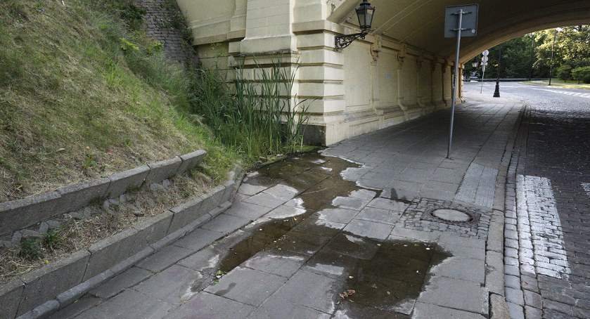 zdjęcie wiadukt na Karowej
