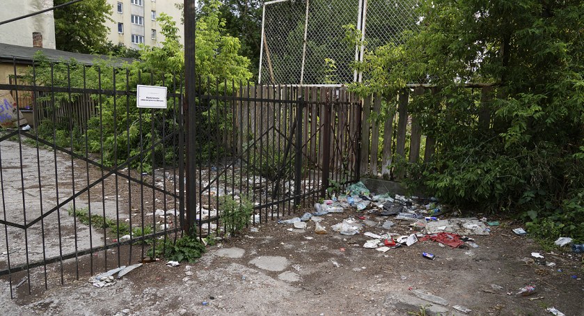 zdjęcie śmieci 