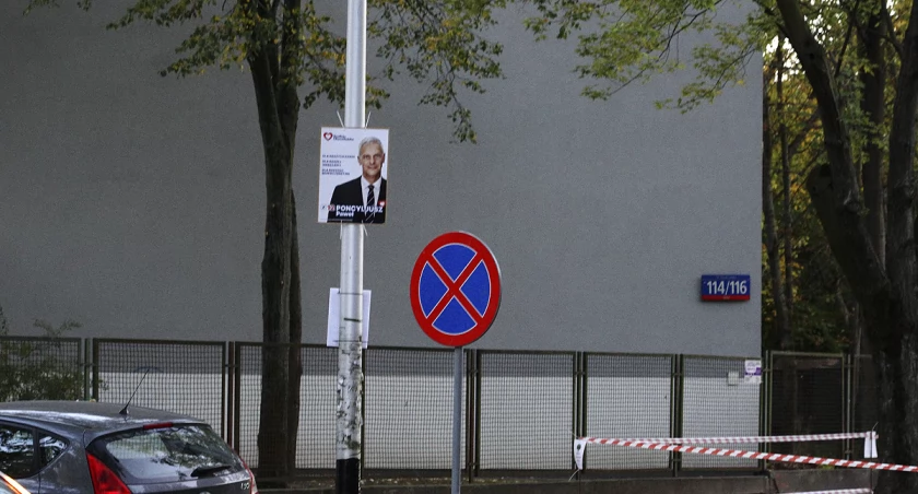 zdjęcie reklamy wyborcze  