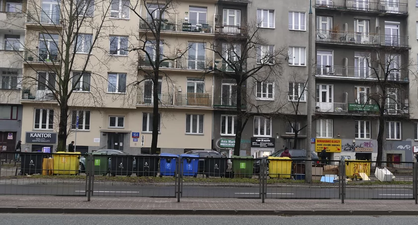 zdjęcie śmietnik 