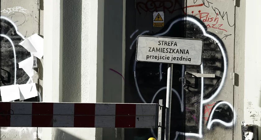 zdjęcie znak drogowy 