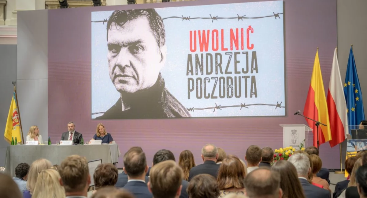 Polityka miasta, Warszawy uroczystej sesji uhonorowano - zdjęcie, fotografia
