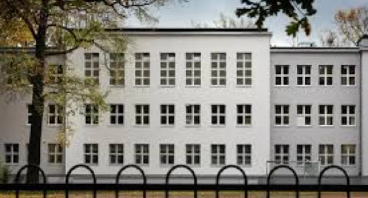 Placówki edukacyjne, Najlepsze szkoły Warszawie ranking! - zdjęcie, fotografia