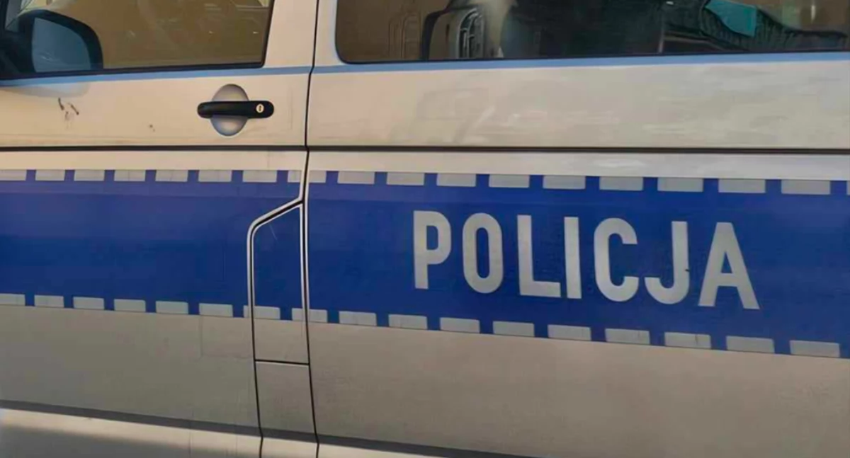 Poszukiwani, Znasz panią zdjęć Powiadom policję - zdjęcie, fotografia