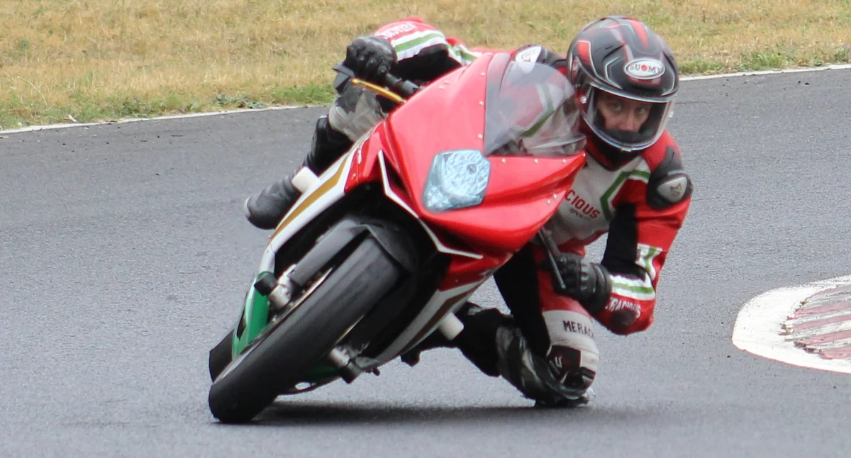 Sporty motorowe, Motocyklem dlaczego warto (ZDJĘCIA) - zdjęcie, fotografia