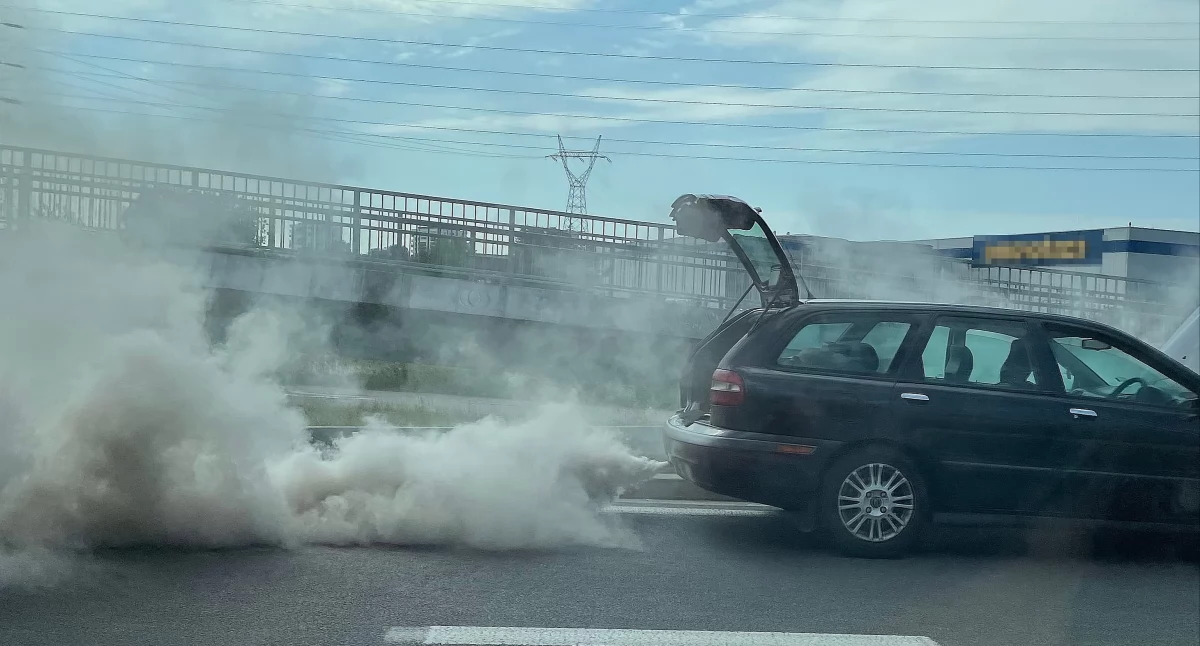 Działania służb, Nadmierny hałas dużo spalin Sypią mandaty - zdjęcie, fotografia