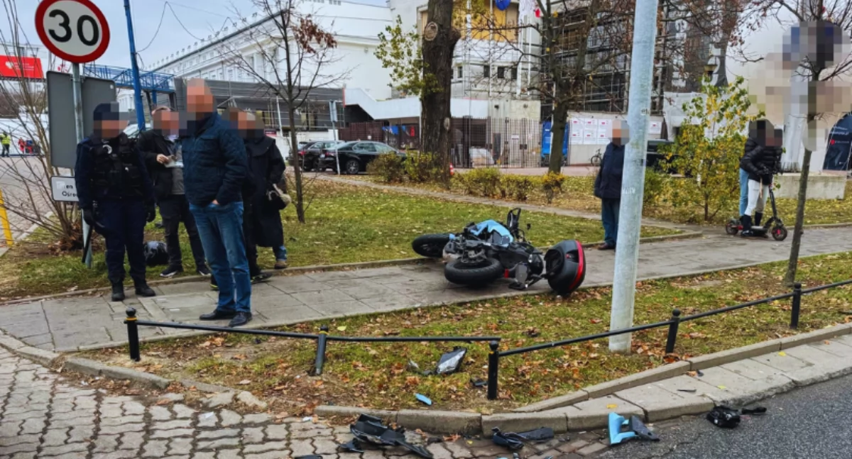 Wypadki, Wypadek Łazienkowskiej (ZDJĘCIA) - zdjęcie, fotografia