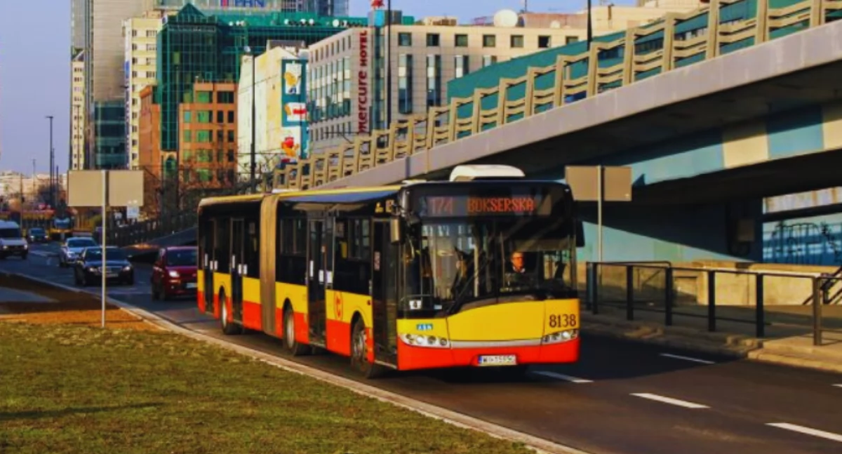 Protesty i manifestacje, manifestacje rząd Warszawski Transport Publiczny zmianach - zdjęcie, fotografia