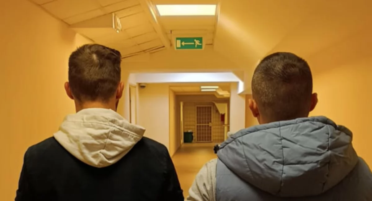 Kradzieże i Rozboje, USZAMI WIĘCEJ WYDAWAŁO latek złapany akcji Ochocie! - zdjęcie, fotografia