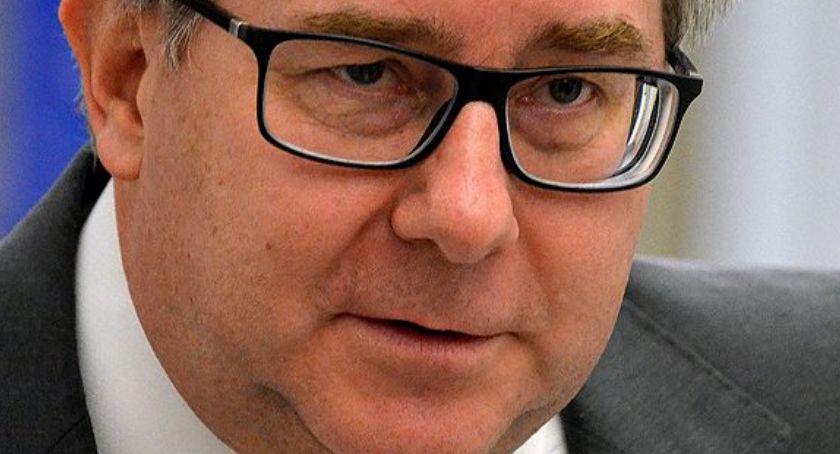 Ryszard Czarnecki jest za rozwojem relacji miedzy Unią Europejską a Chinami