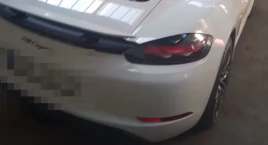 Cyrk na kółkach. Drogie auto zniknęło z ulicy w Wawrze!