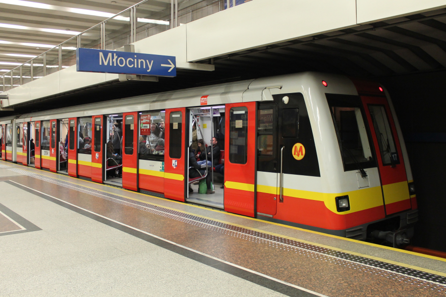Metro Warszawa KOMUNIKACJA Wio waw pl
