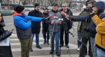 Kierowcy alarmują: jak tak dalej pójdzie, będziecie chodzić na piechotę!