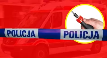 Dziarski staruszek uszkodził ambulans w Piastowie