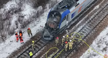 Błonie: WYPADEK na przejeździe. Wiemy, jak do niego doszło!