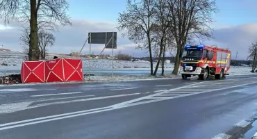 BMW wypadło z łuku drogi. Koszmarna tragedia