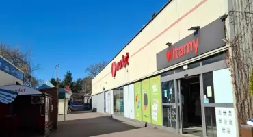 W planach wielka przebudowa „Carrefoura” na Klaudyny. Trwa spór mieszkańców z administracją spółdzielni