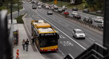 Liczba pasażerów komunikacji miejskiej drastycznie maleje. Co jest tego przyczyną?