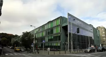 Dziekan Neofilologii UW ukarany za nepotyzm. To jednak nie koniec sprawy