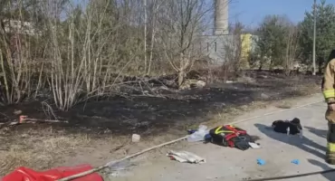 JEDEN POPARZONY RATOWAŁ DRUGIEGO. Akcja w Pionkach