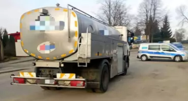 JECHAŁ, A JEGO DROGĘ ZNACZYŁO... MLEKO. Zareagowali policjanci w Radzanowie