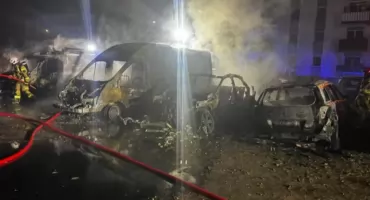 15 aut uszkodzonych - niespodziewany pożar