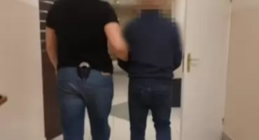 Ochroniarz OKRADAŁ sklep, w którym pracował - w Mszczonowie