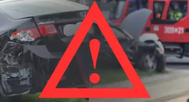 DRAMAT NA MOKOTOWIE! TRAMWAJ UDERZYŁ W SAMOCHÓD