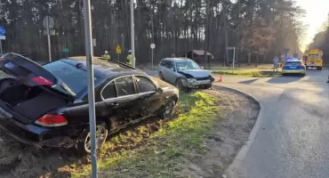 GŁUPI spotkał GŁUPSZEGO? Groźny wypadek w pow. płockim