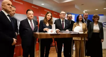 Nowa siedziba Sejmiku Województwa Mazowieckiego coraz bliżej