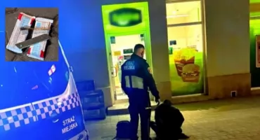 Czynna NAPAŚĆ w Żabce na Pradze-Południe. Agresor ZATRZYMANY