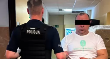 Mama i córeczka ofiarami przemocy. Interweniowali policjanci z KRP na Ochocie!