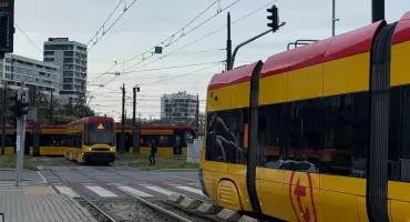 PILNE: Wielki zator tramwajowy przy Arkadii! Rondo Radosława sparaliżowane [ZDJĘCIA]