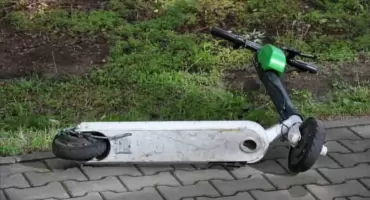 TRÓJKA PODROSTKÓW NA HULAJNODZE. Interwencja na Pradze-Południe