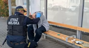 CHAOS W AUTOBUSIE na Pradze-Południe. 